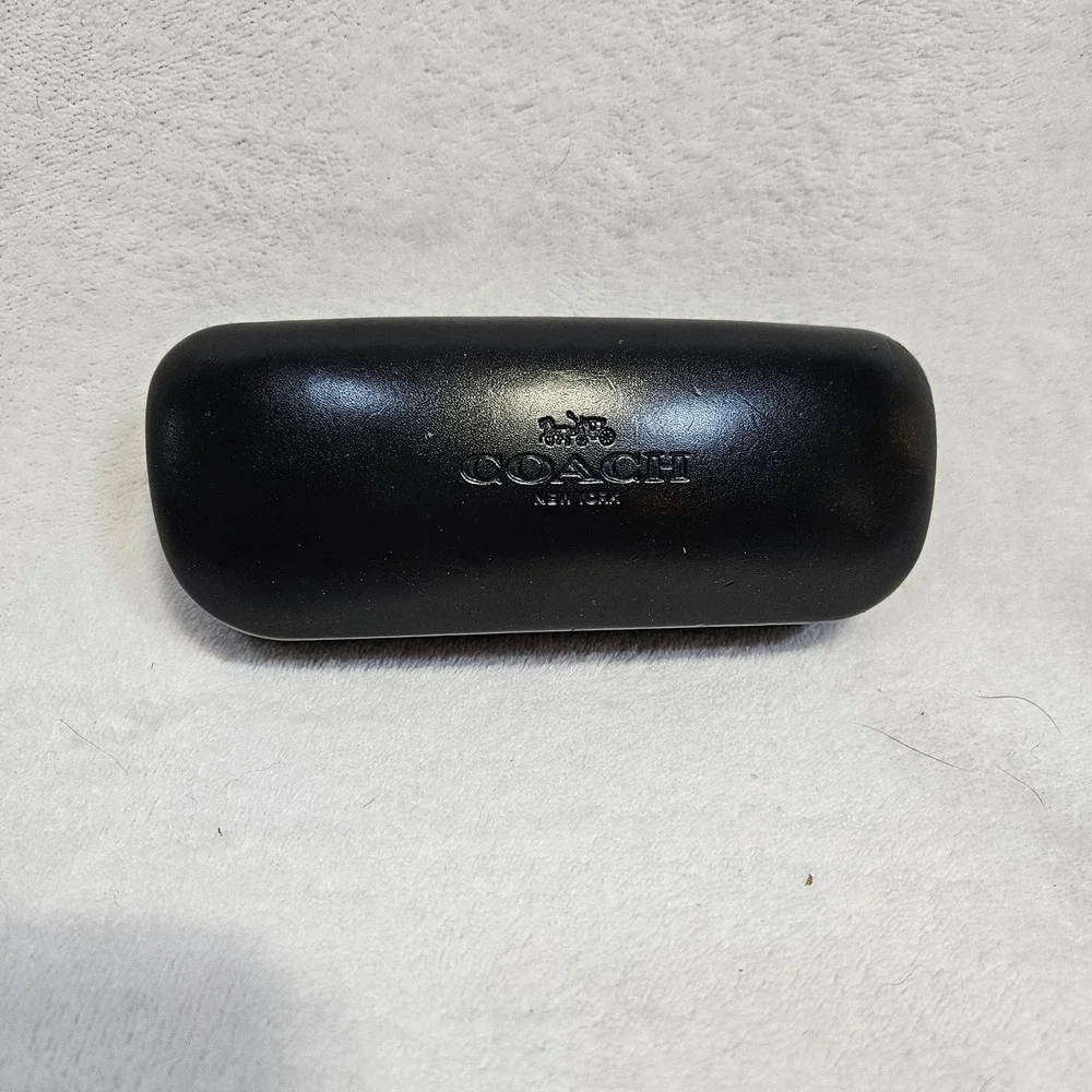Coach New York Black Hardshell Sunglasses‎ Eyeglass Case with Cleaning Cloths